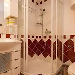 Mediteranea شقة
