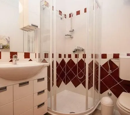 Mediteranea Апартаменты Башка